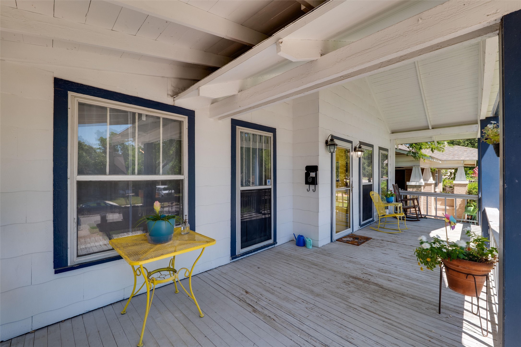1716 Thomas Place Fort Worth TX 76107