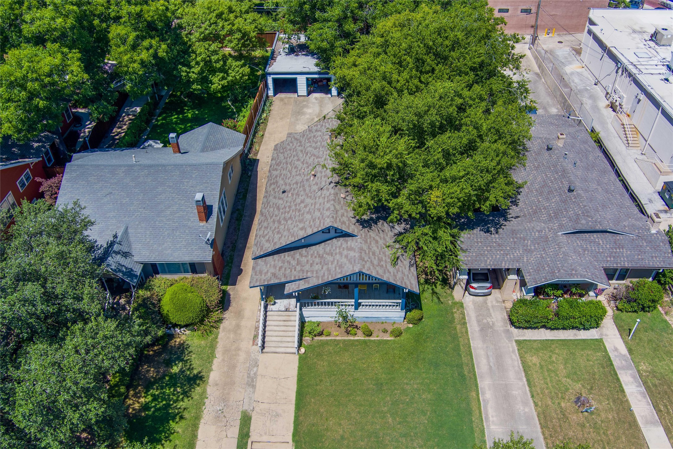 1716 Thomas Place Fort Worth TX 76107