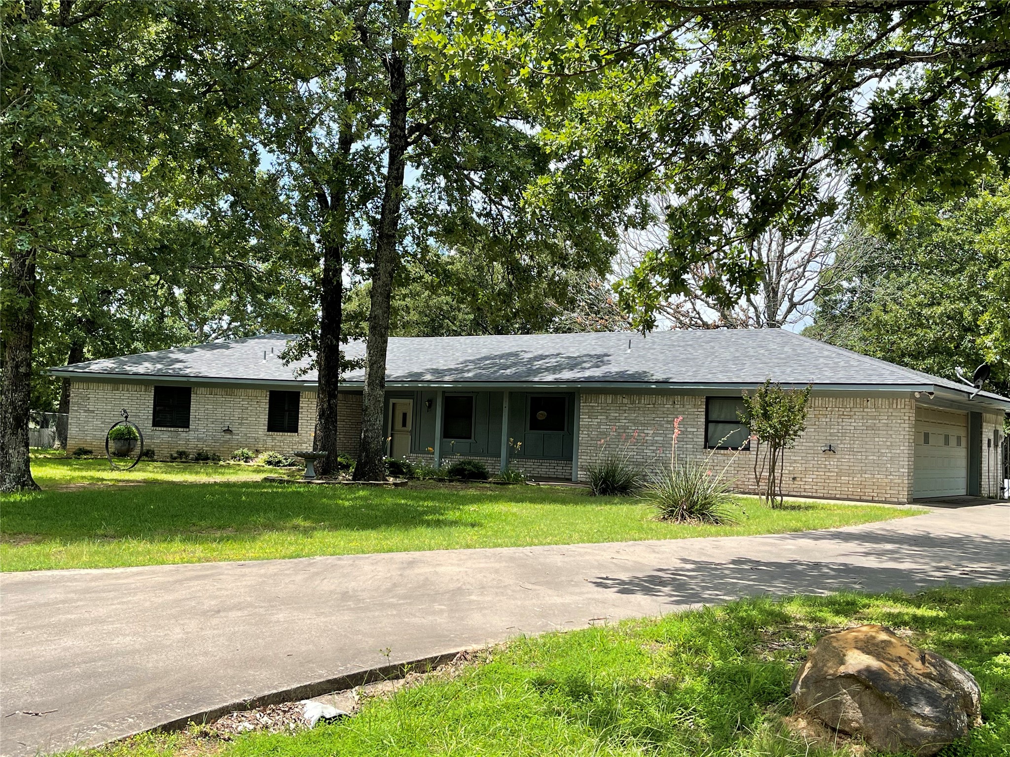 55 Cumberland Circle Denison TX 75021