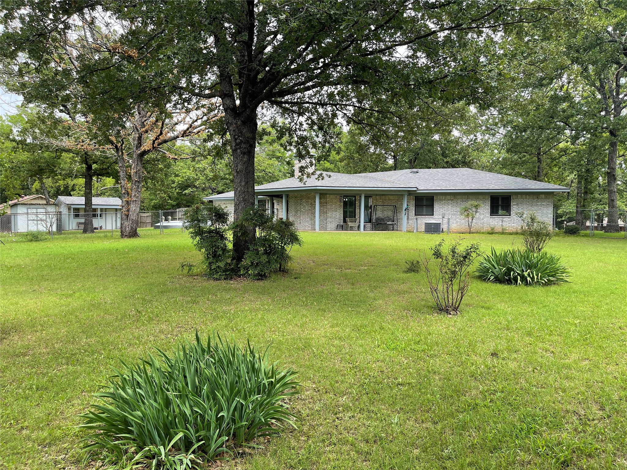 55 Cumberland Circle Denison TX 75021