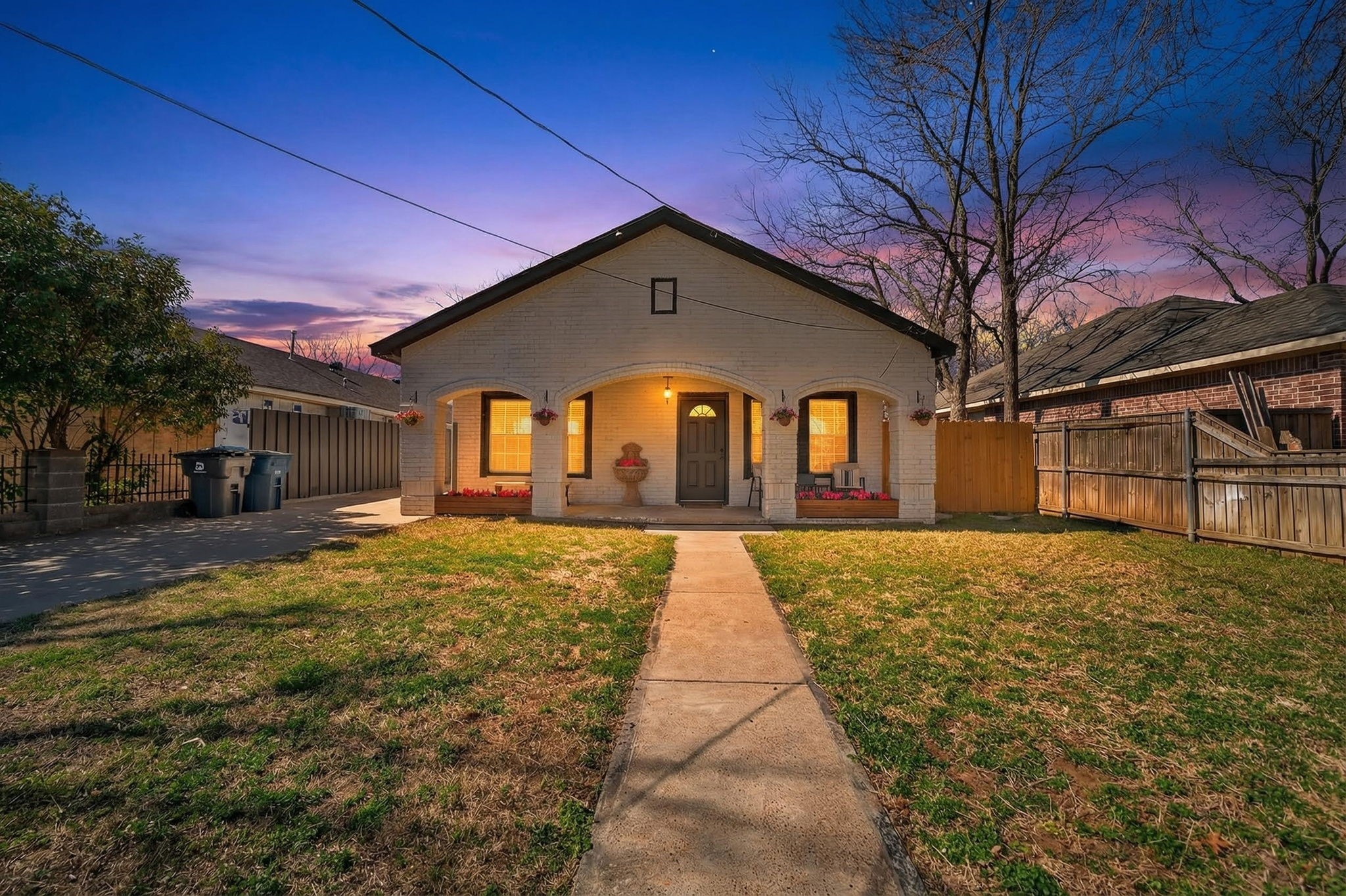 607 Bethpage Avenue Dallas TX 75217