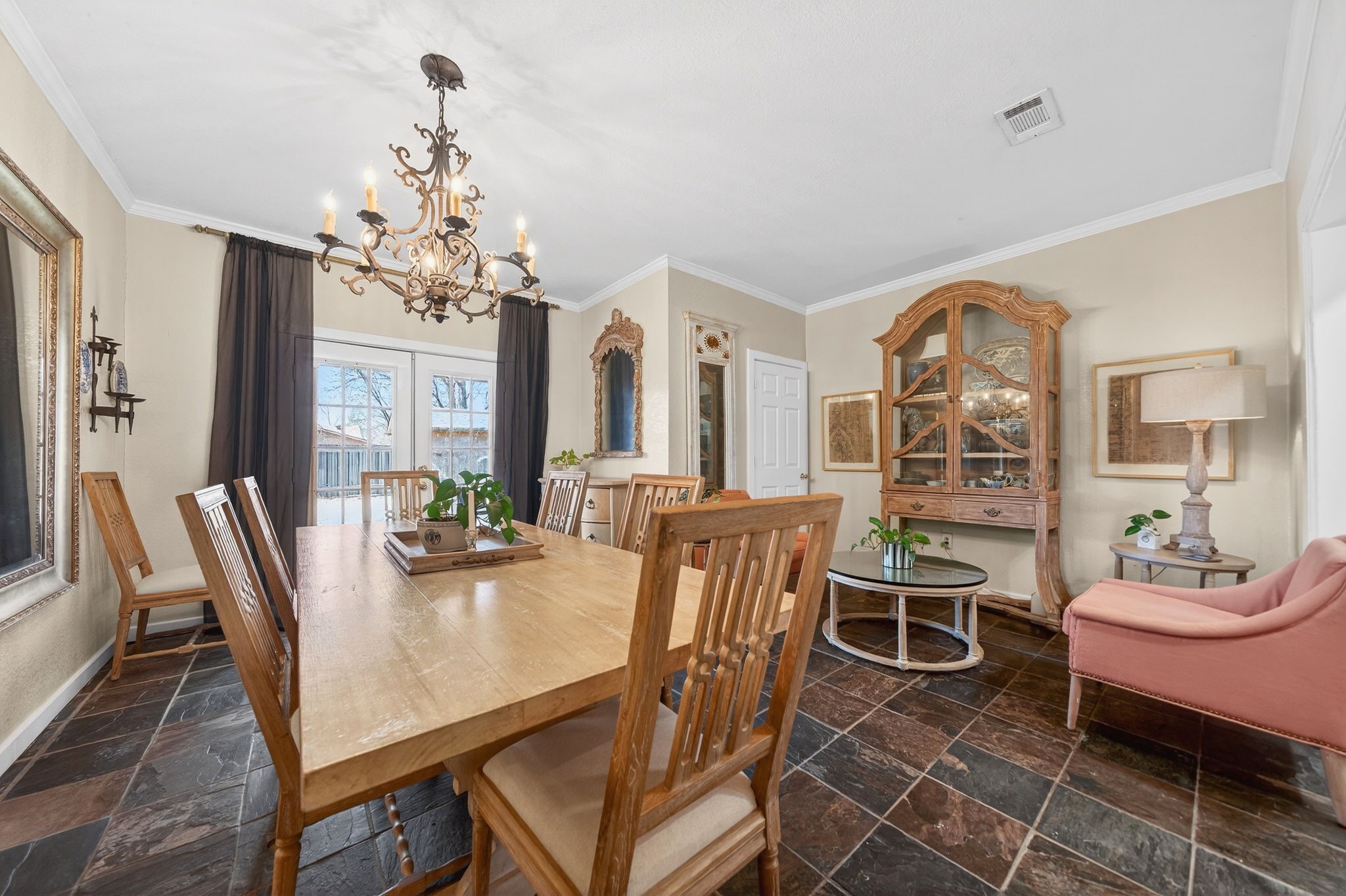 607 Bethpage Avenue Dallas TX 75217