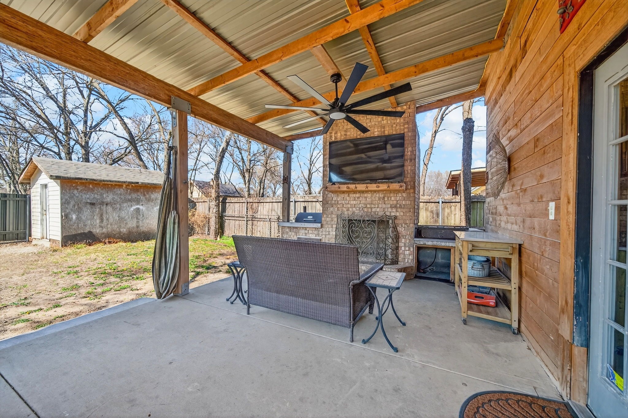 607 Bethpage Avenue Dallas TX 75217