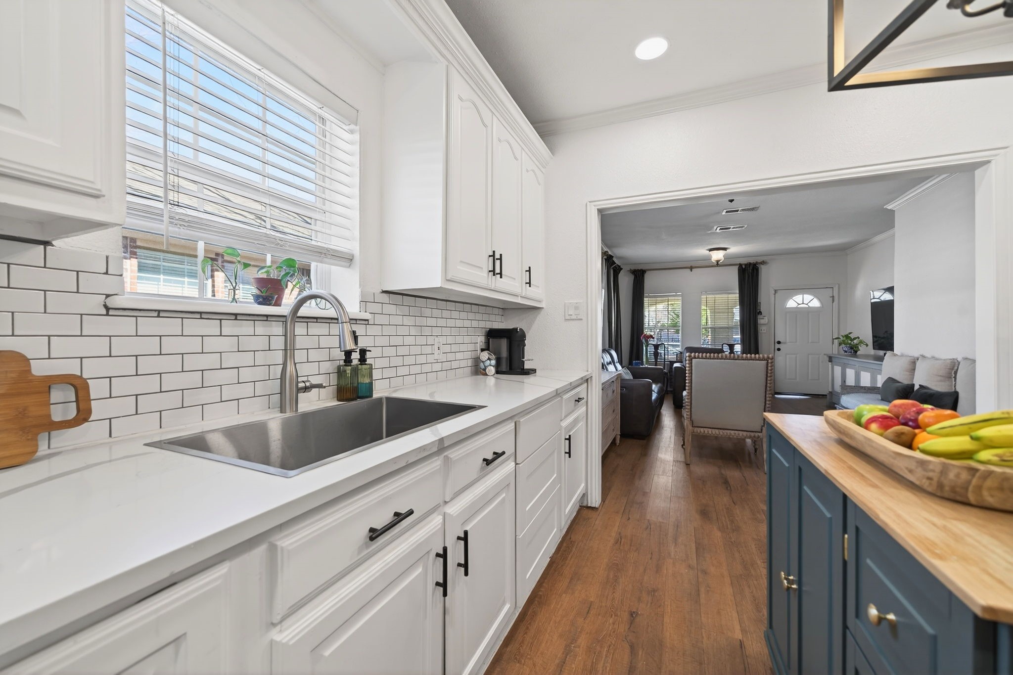 607 Bethpage Avenue Dallas TX 75217