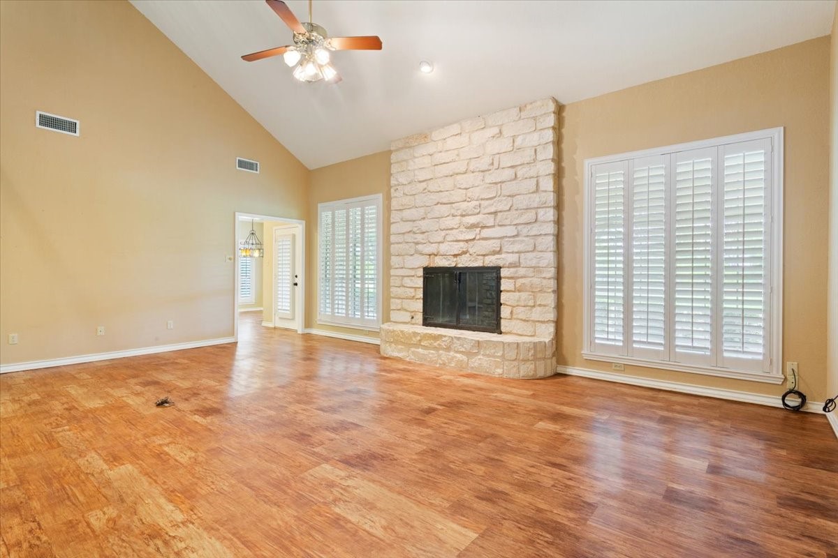 4843 S 3rd Street Waco TX 76706
