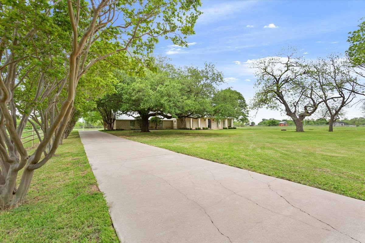 4843 S 3rd Street Road Waco TX 76706