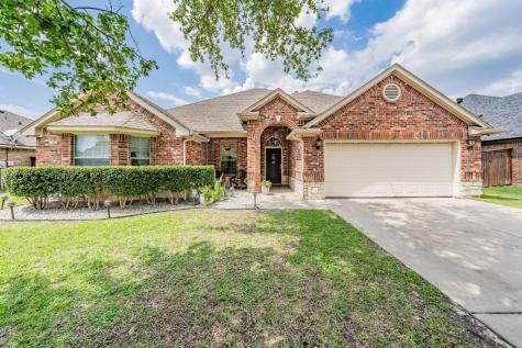 556 Willowview Drive Saginaw TX 76179