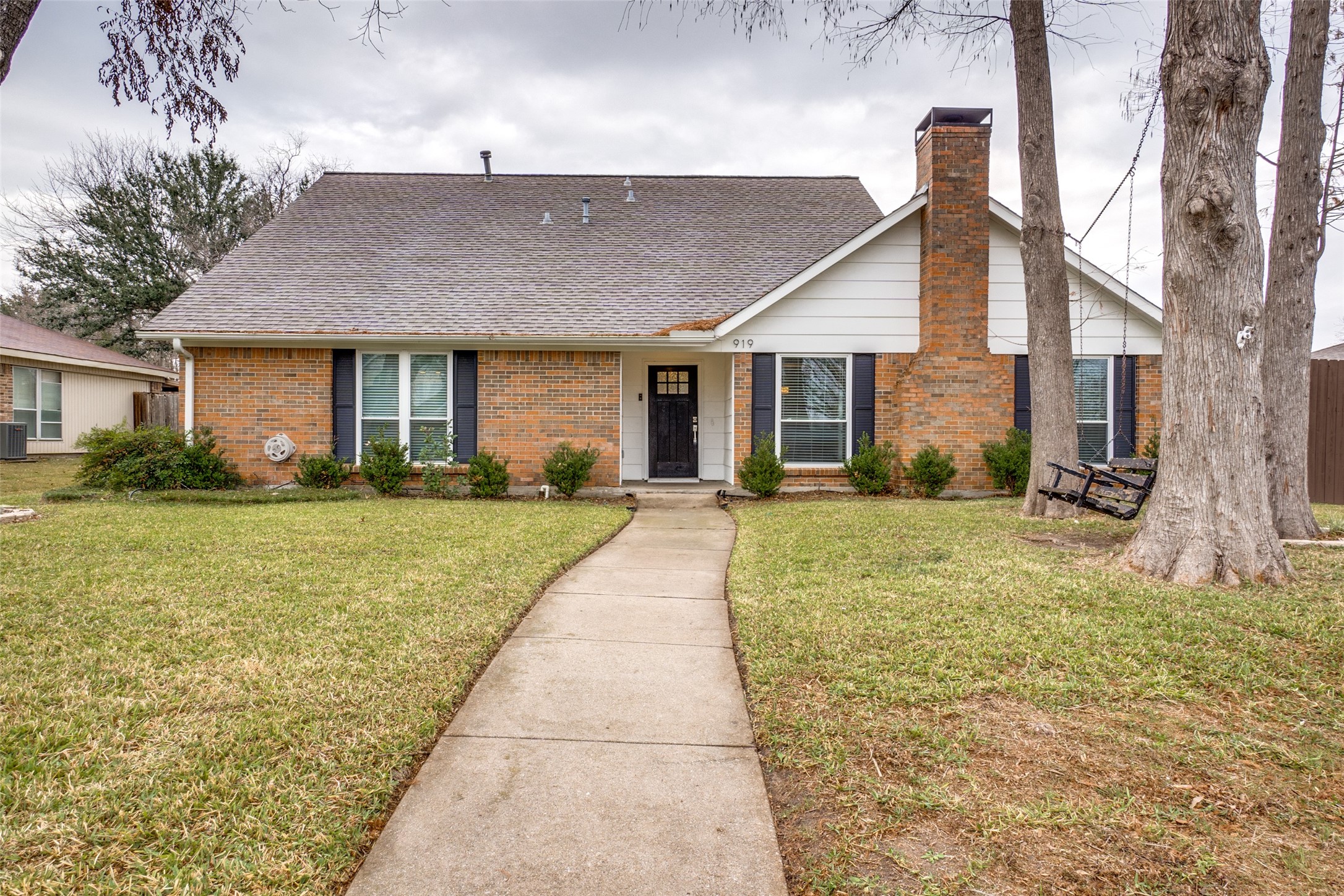 919 Via Del Sur Mesquite TX 75150