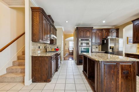 1200 Cedar Valley Drive Irving TX 75063