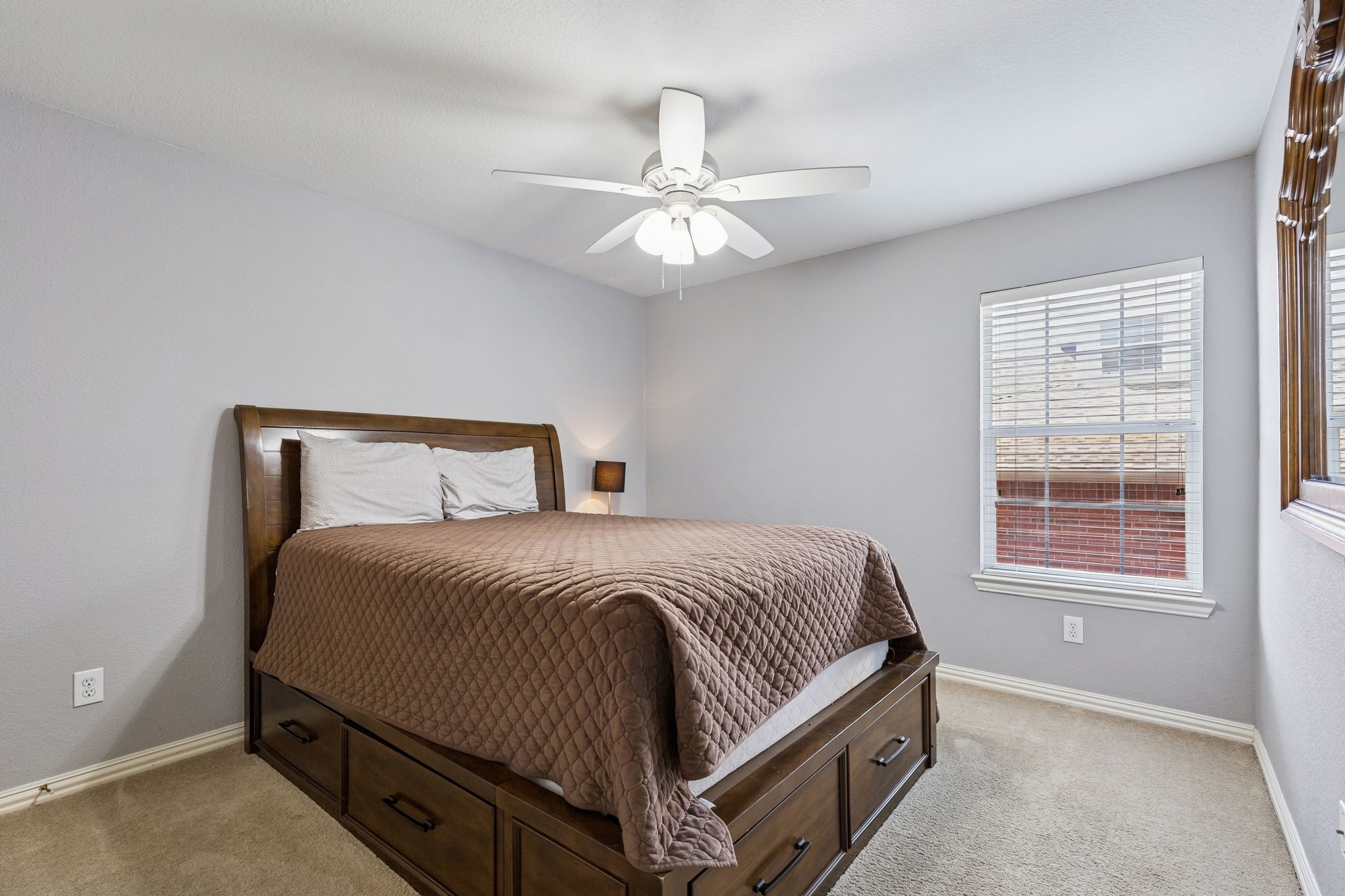1200 Cedar Valley Drive Irving TX 75063