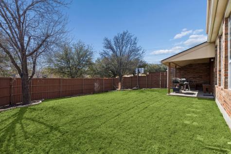 1200 Cedar Valley Drive Irving TX 75063