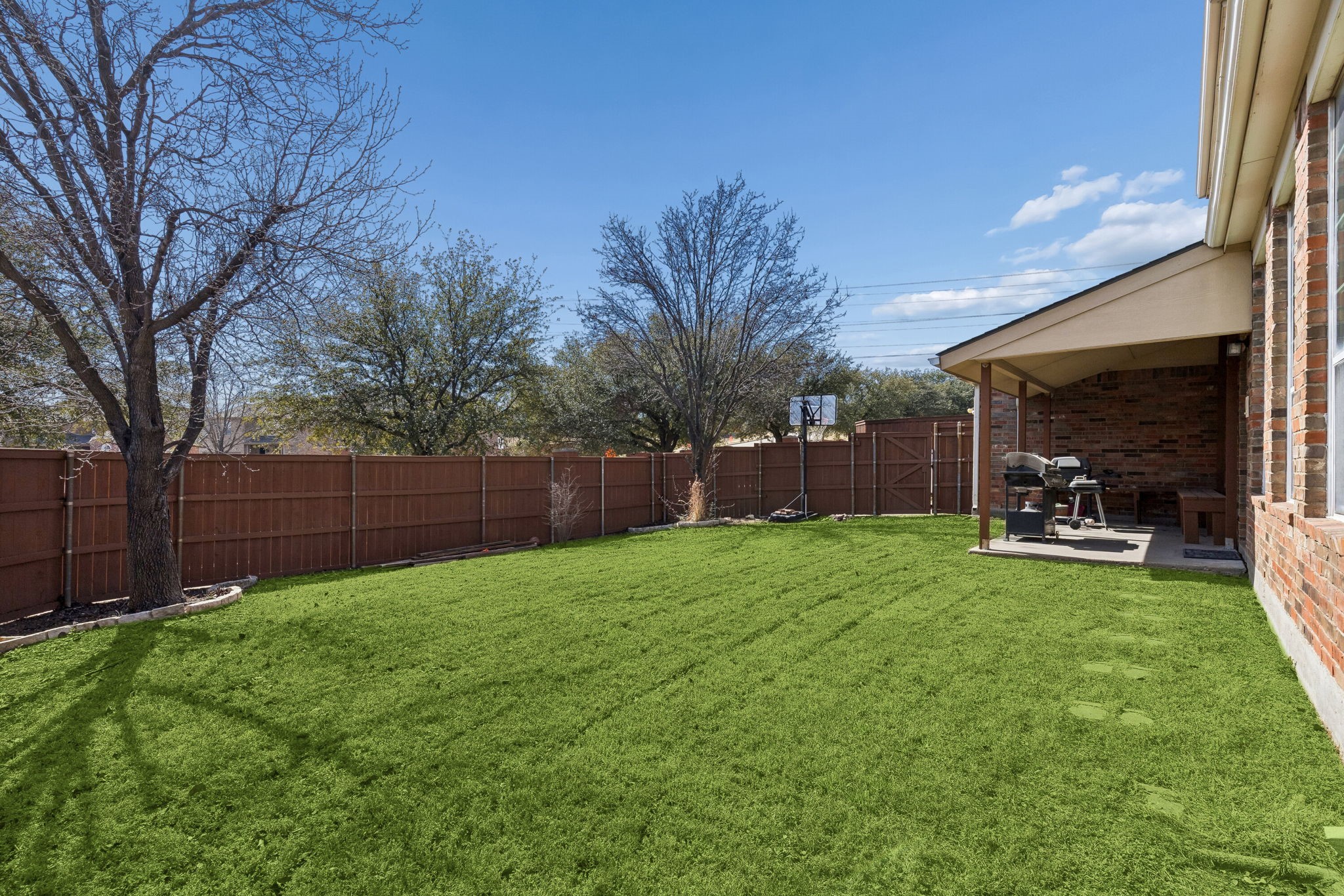 1200 Cedar Valley Drive Irving TX 75063