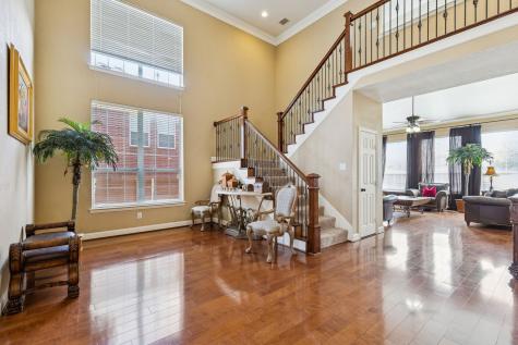 1200 Cedar Valley Drive Irving TX 75063
