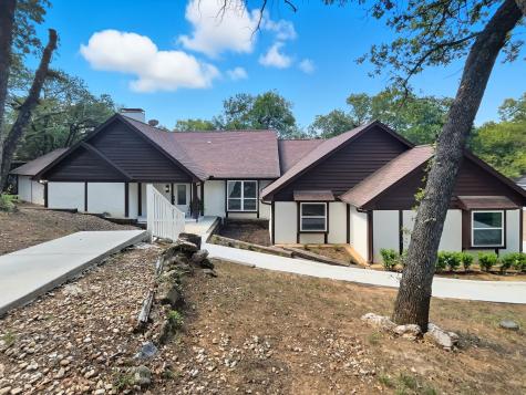 200 Silverleaf Drive Fort Worth TX 76112