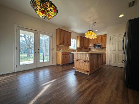 8099 W Interstate Highway 30 Cumby TX 75433