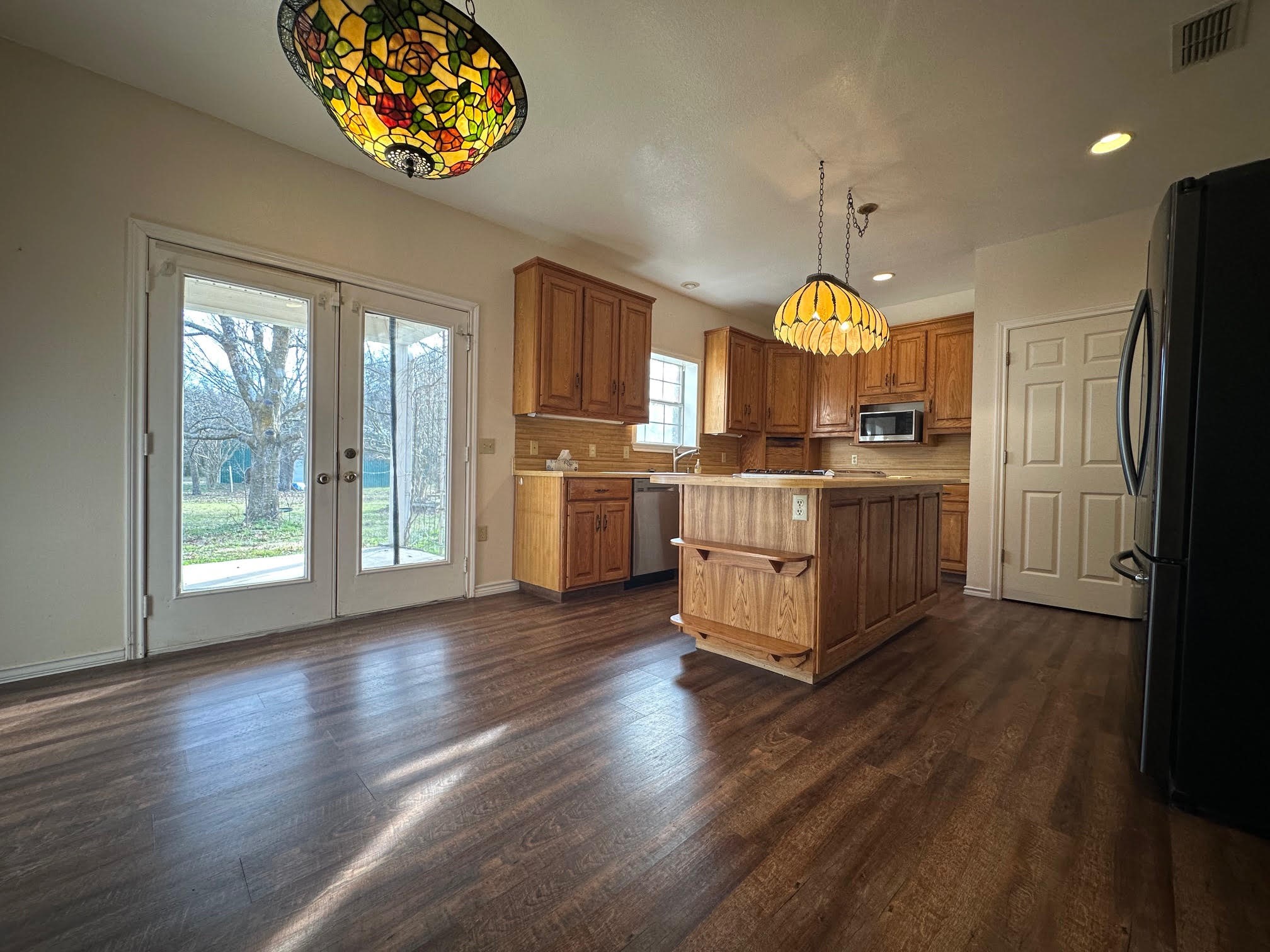 8099 W Interstate Highway 30 Cumby TX 75433