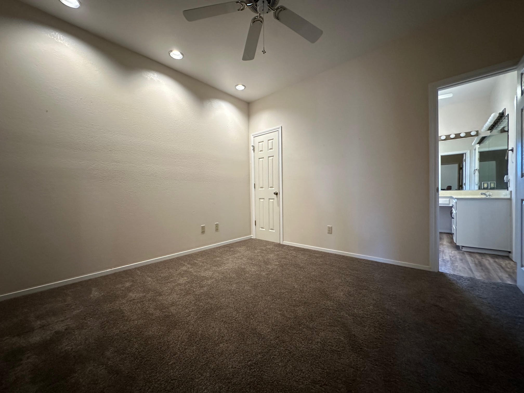 8099 W Interstate Highway 30 Cumby TX 75433