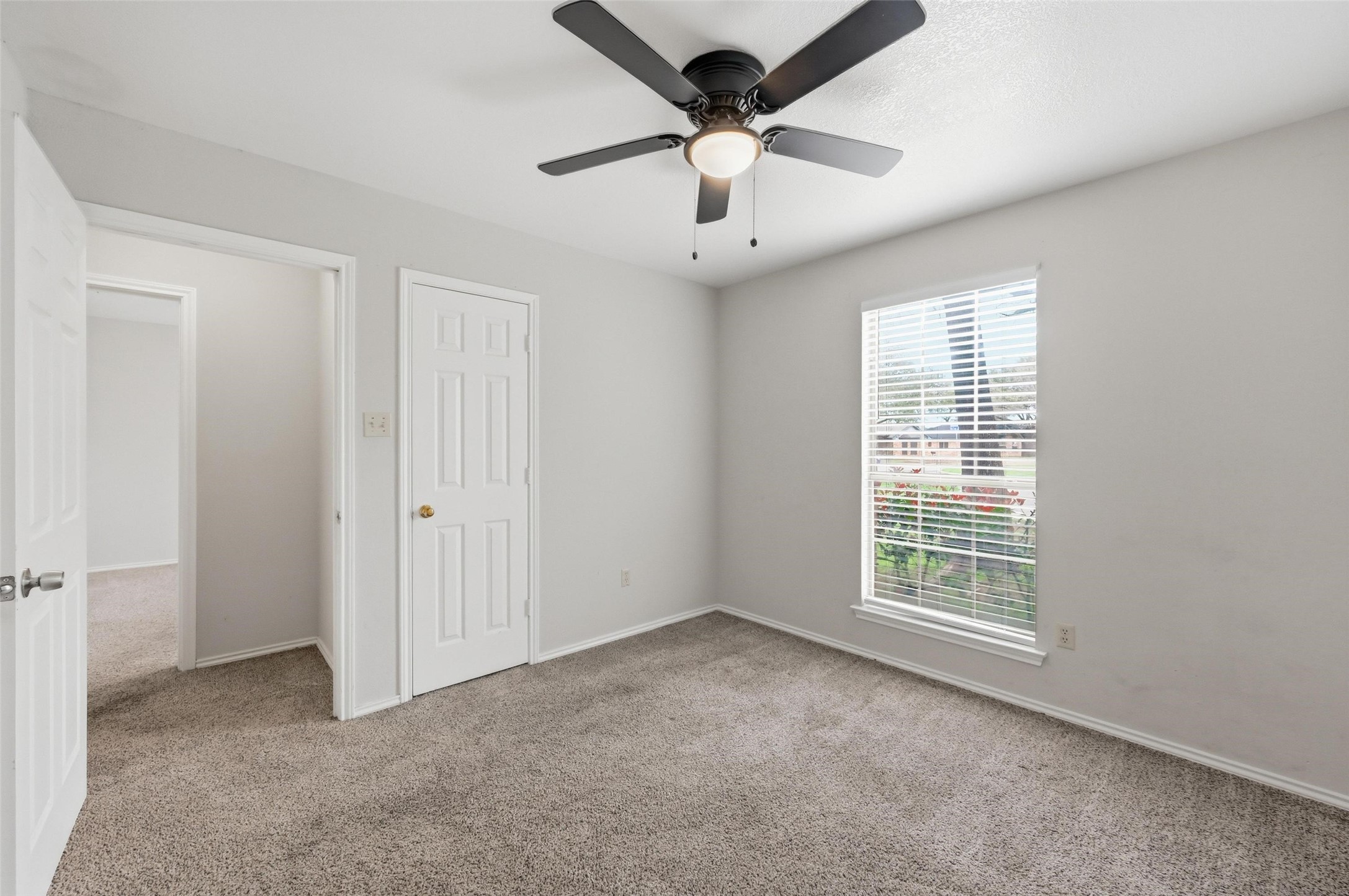 2004 Glen Creek Court Arlington TX 76015