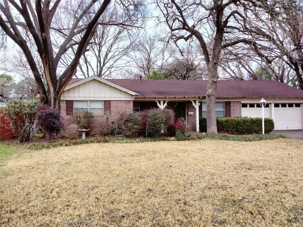 1810 Sagebrush Trail Euless TX 76040