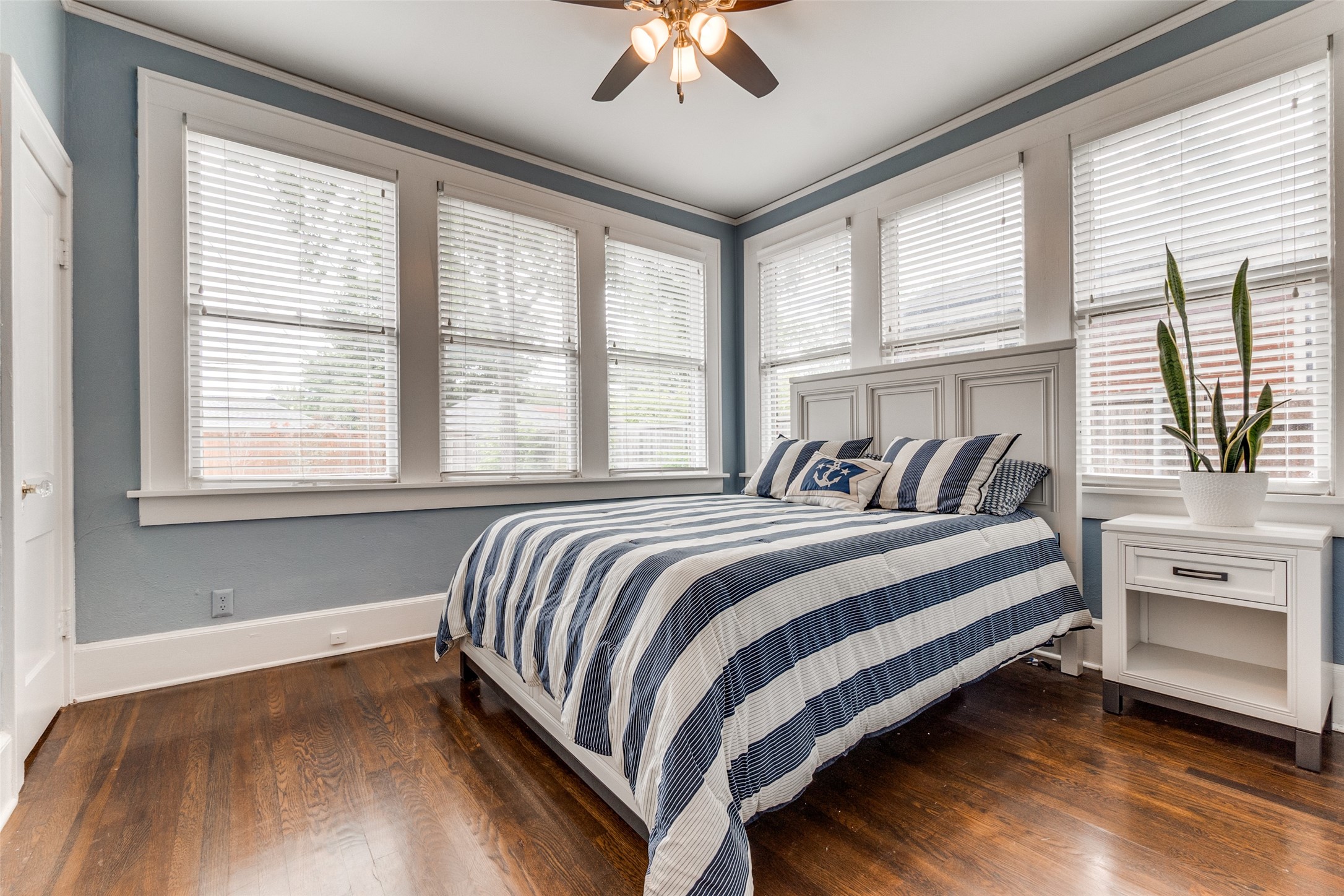 5225 Goodwin Avenue Dallas TX 75206