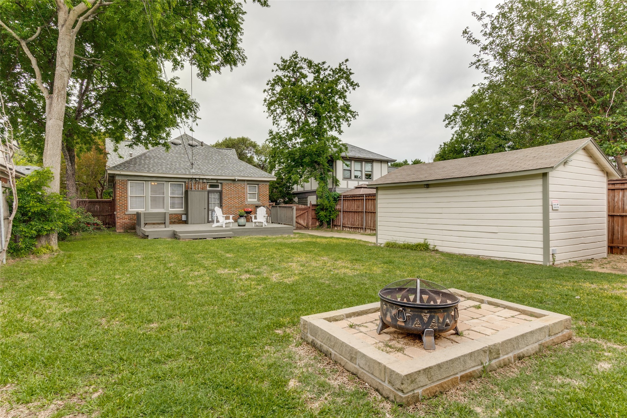 5225 Goodwin Avenue Dallas TX 75206