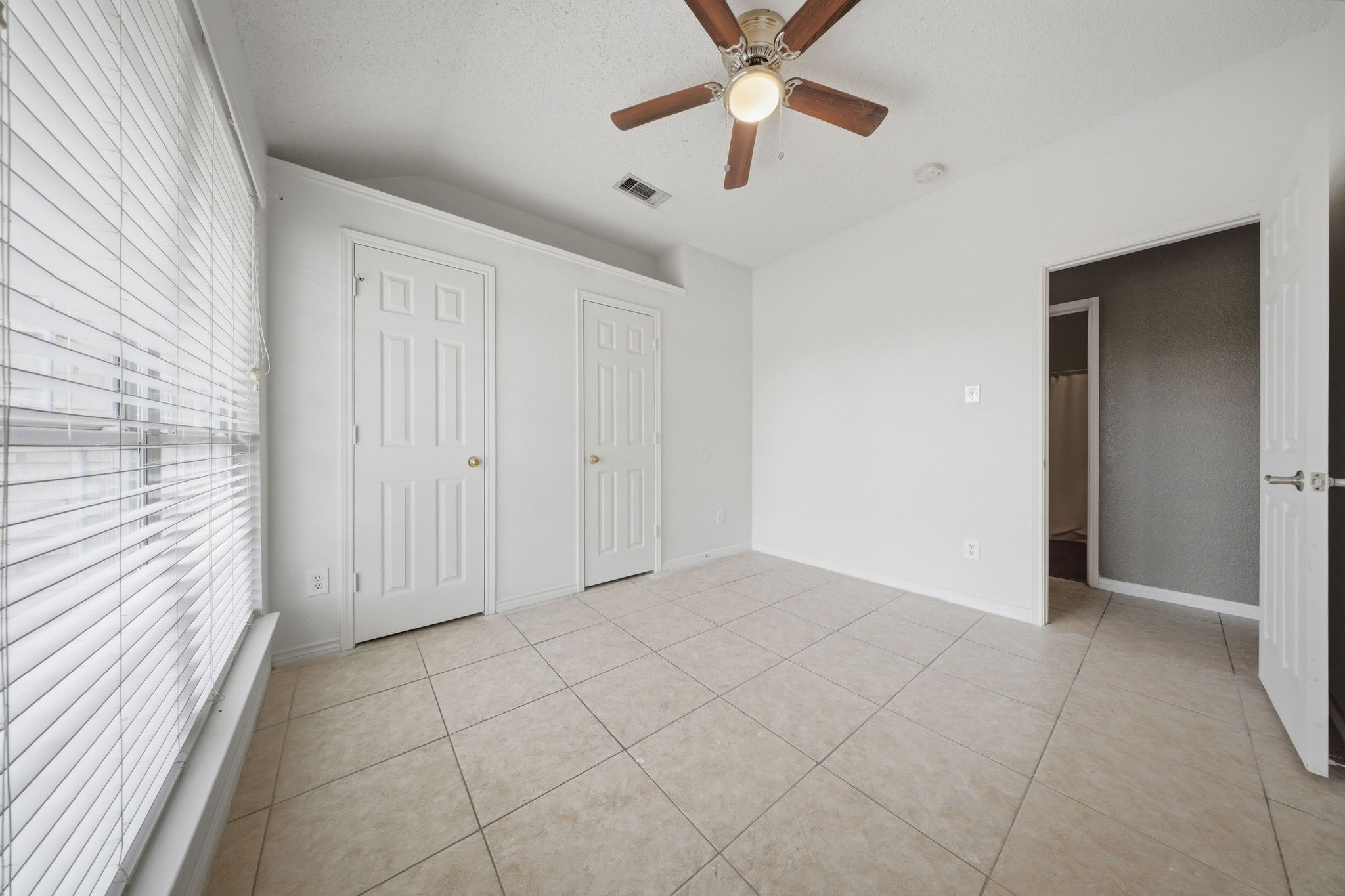 2409 Buckeye Drive Mesquite TX 75181