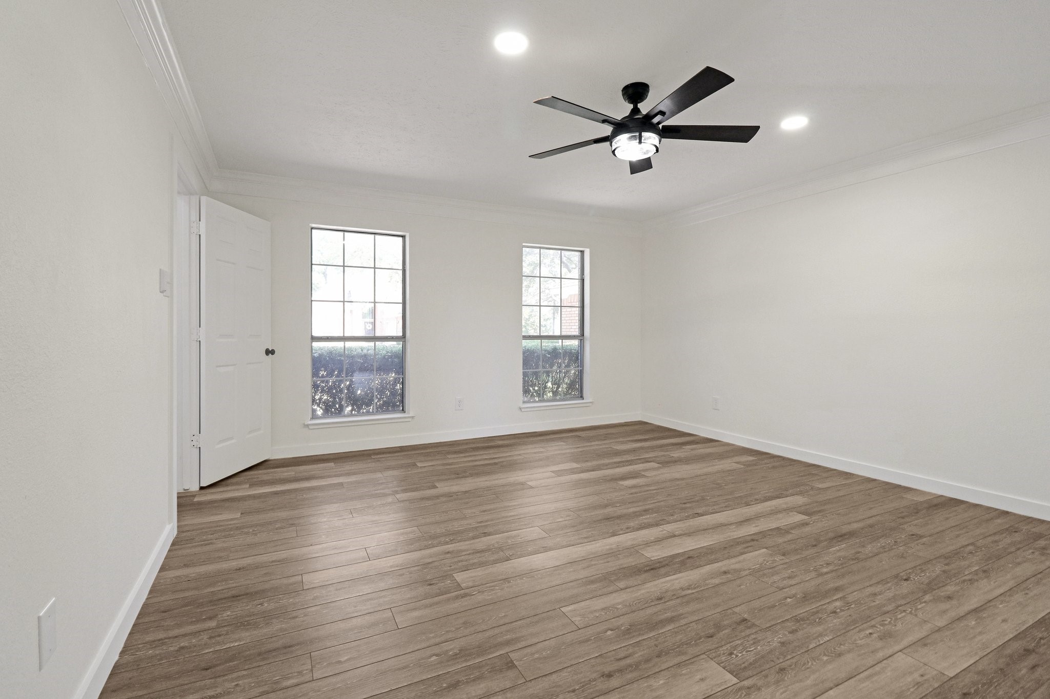 514 Palm Desert Drive Garland TX 75044