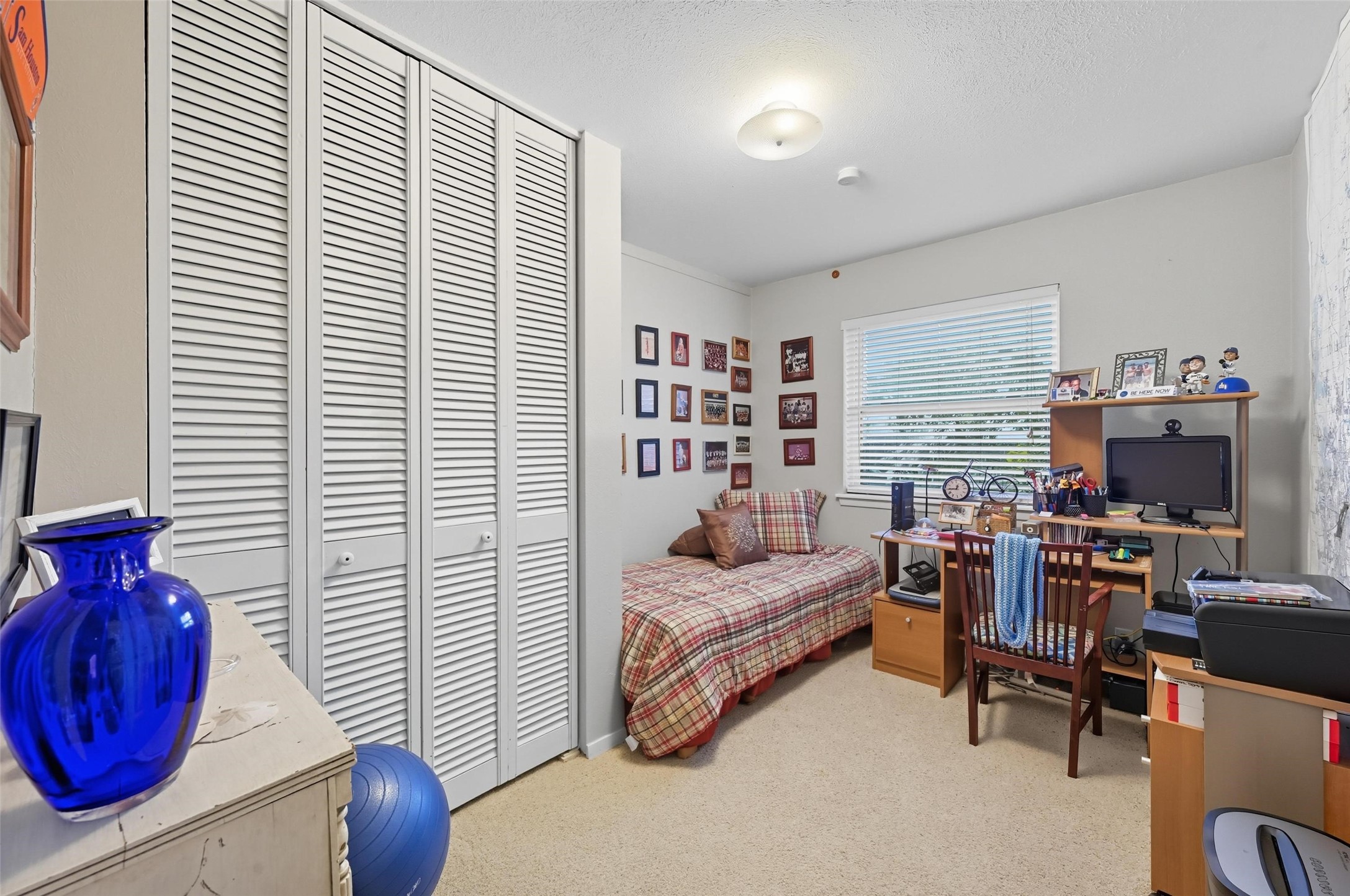 1703 Park Hill Drive Arlington TX 76012