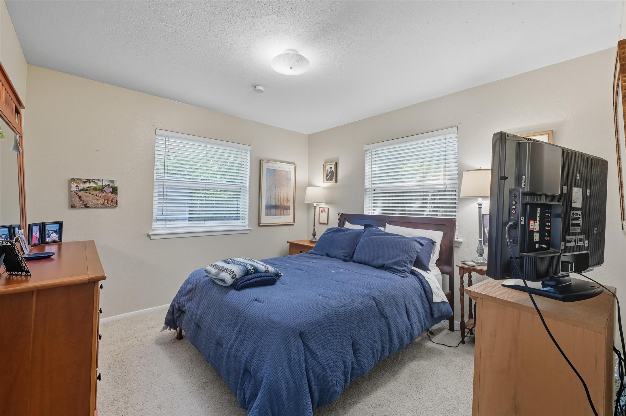 1703 Park Hill Drive Arlington TX 76012
