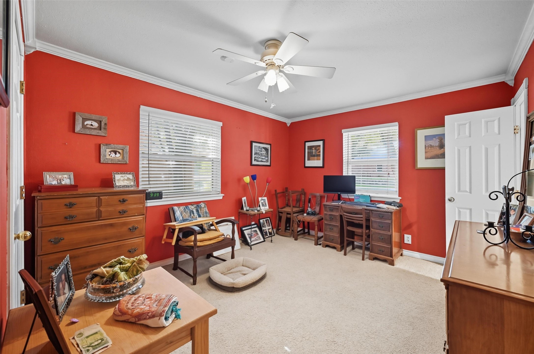 1703 Park Hill Drive Arlington TX 76012
