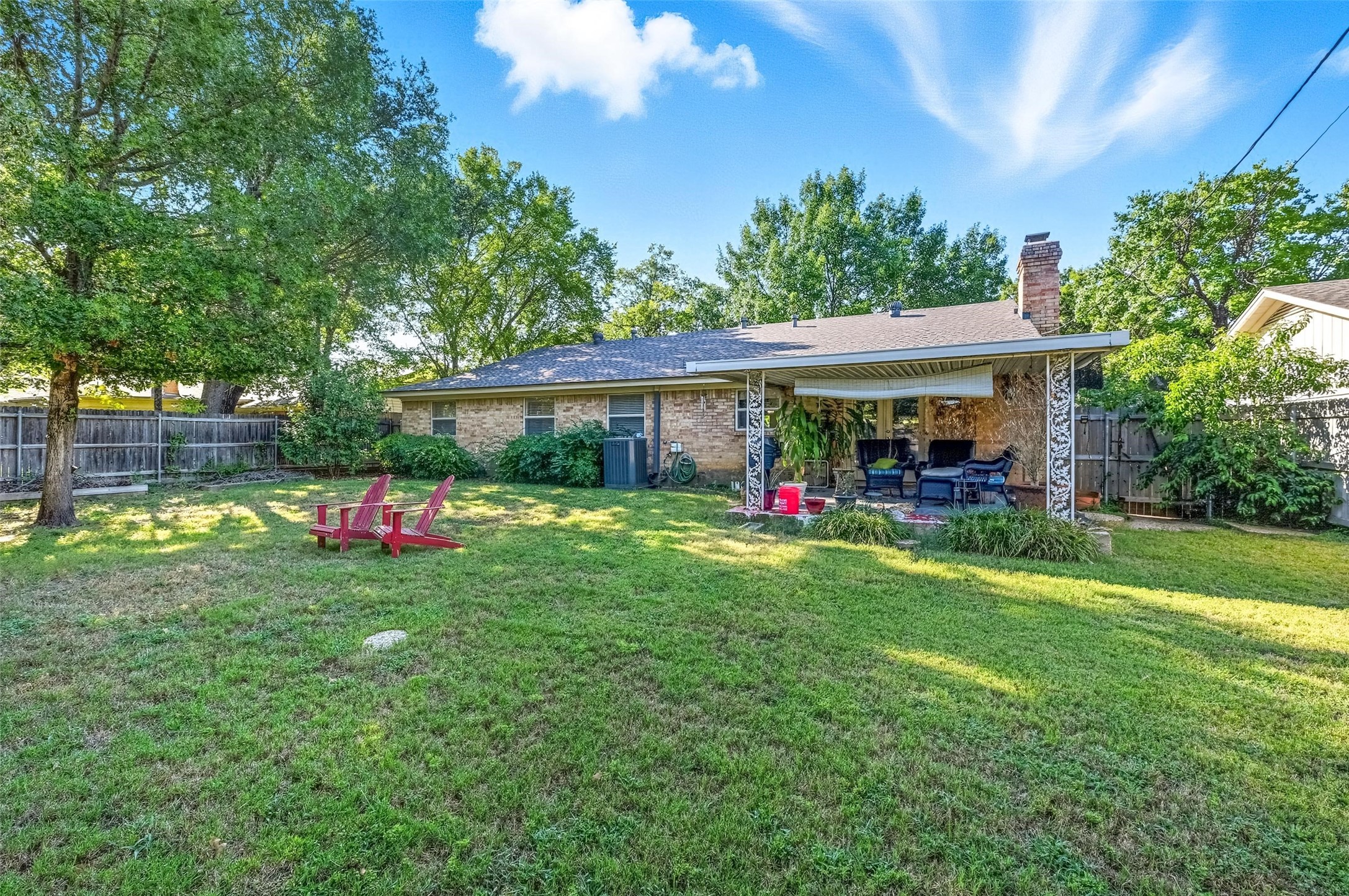 1703 Park Hill Drive Arlington TX 76012