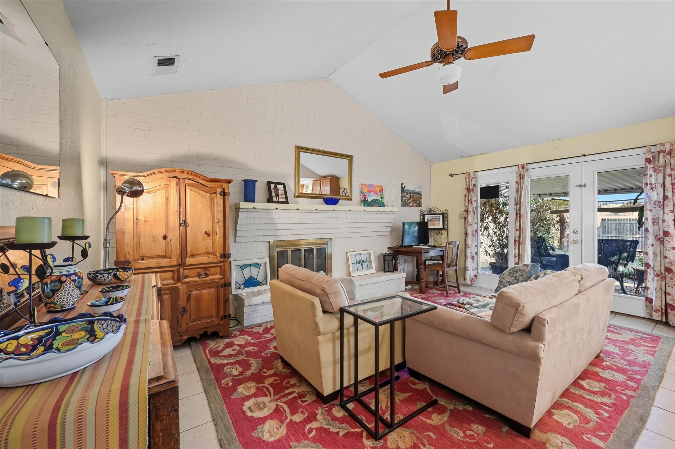 1703 Park Hill Drive Arlington TX 76012