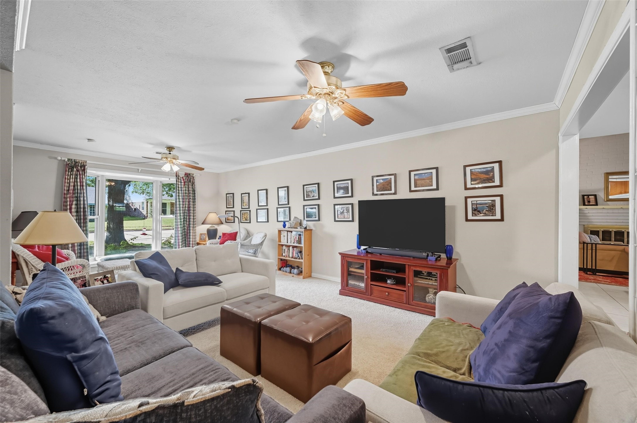 1703 Park Hill Drive Arlington TX 76012