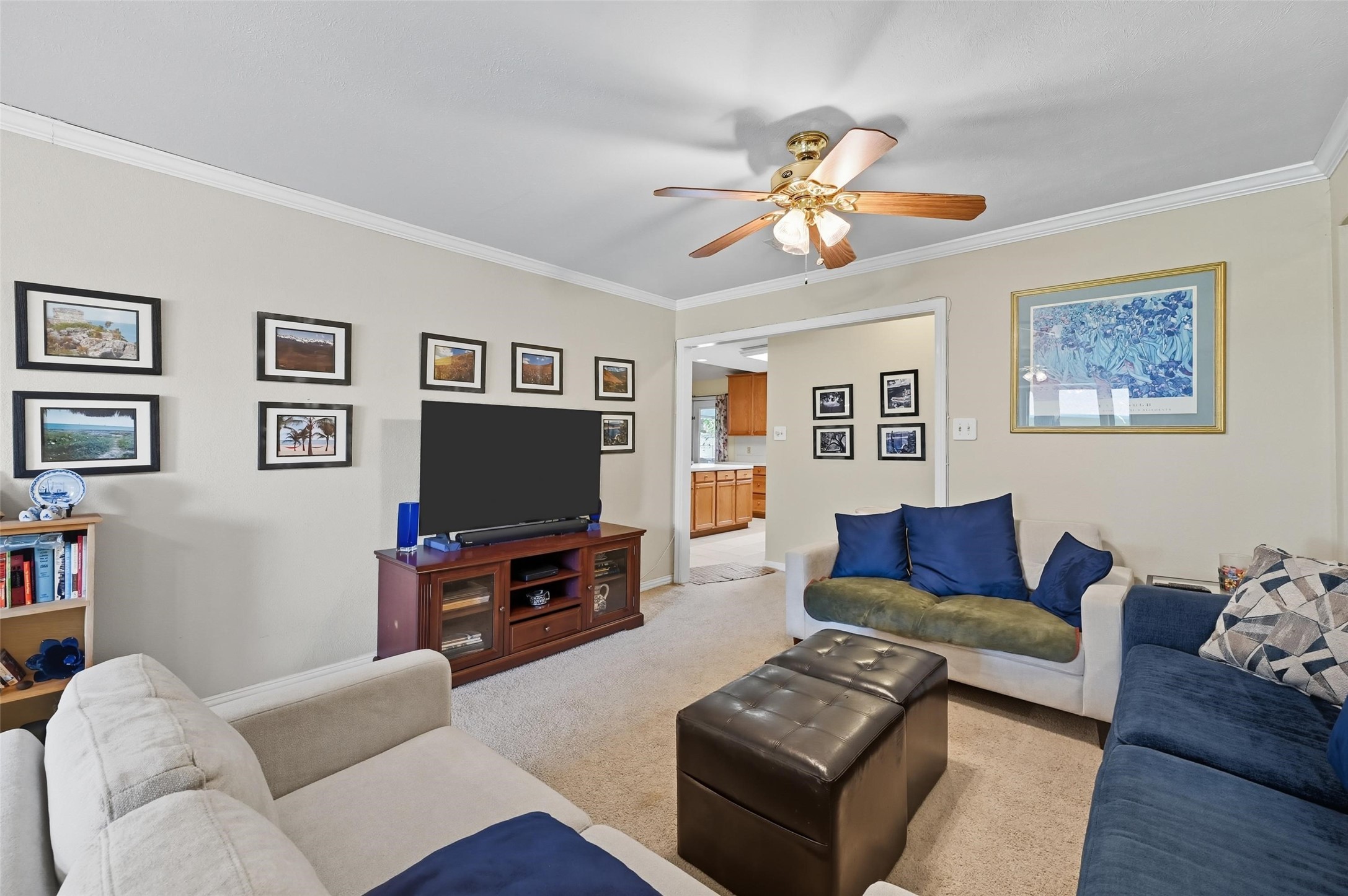 1703 Park Hill Drive Arlington TX 76012