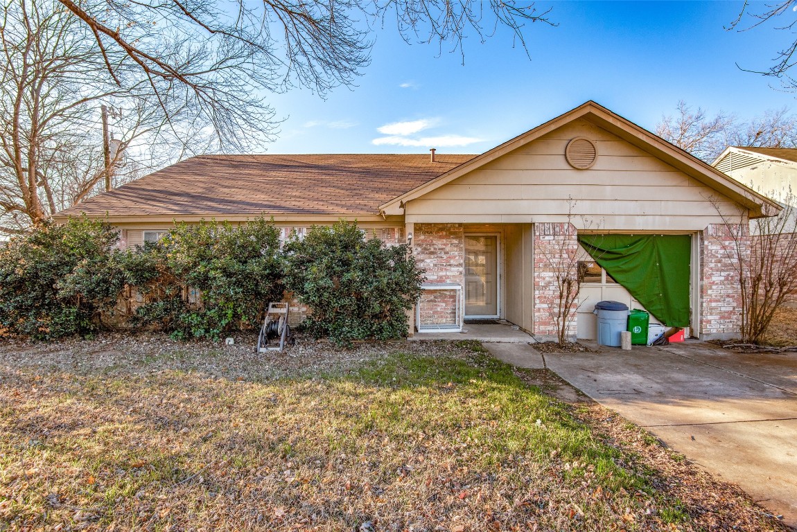 735 W Crossland Boulevard Grand Prairie TX 75052