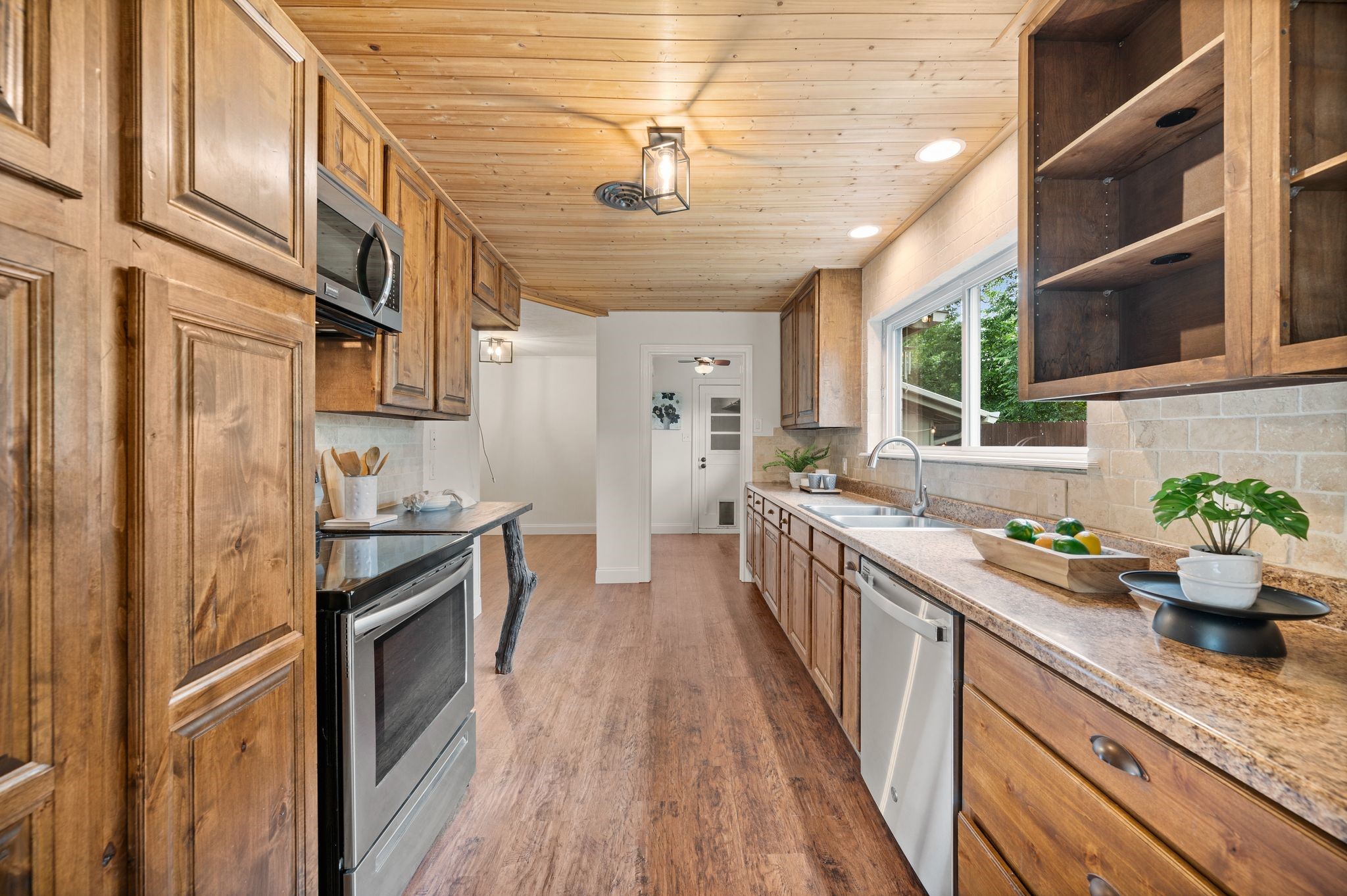 421 Crosstimber Drive Hurst TX 76053