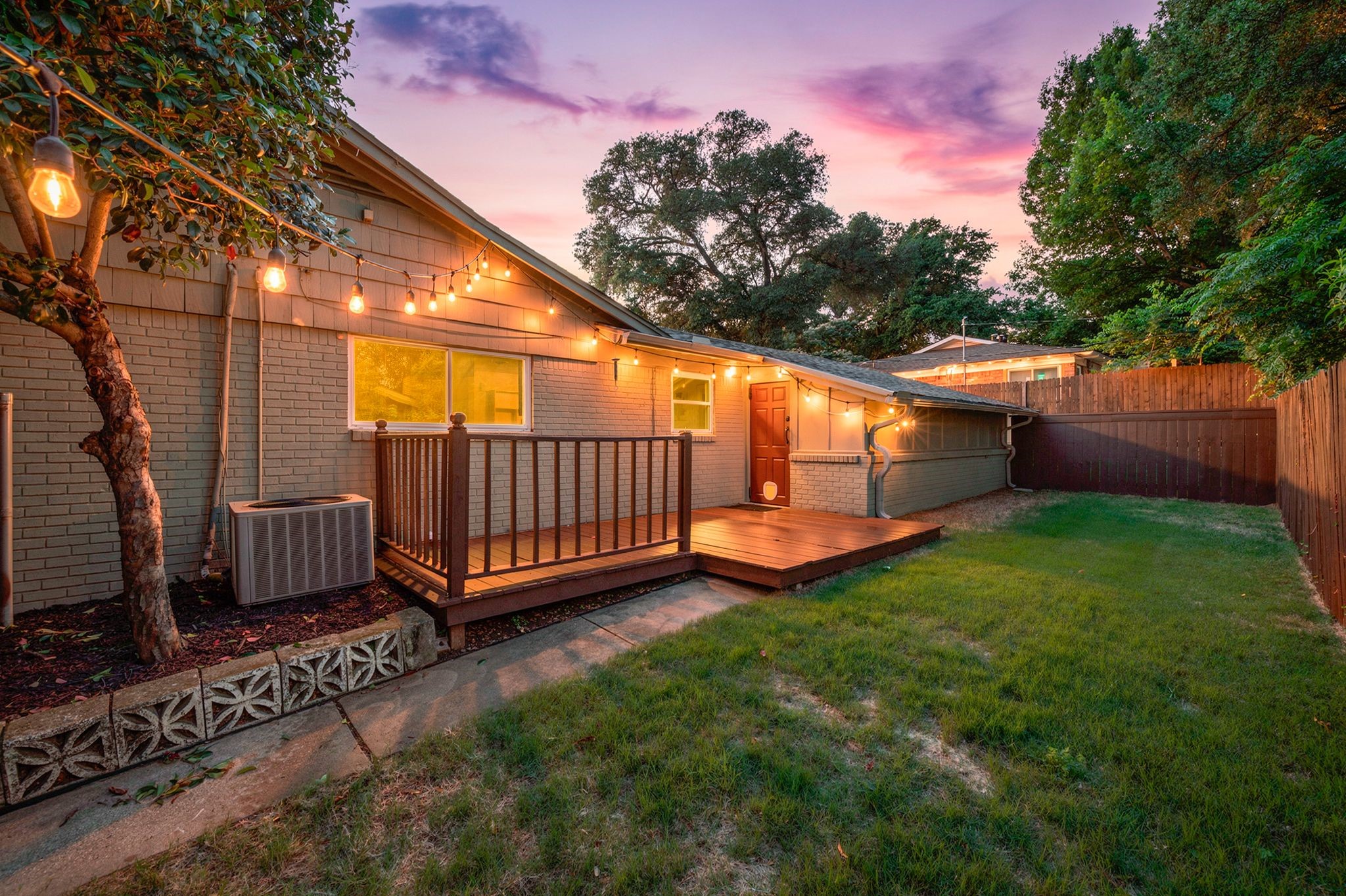 421 Crosstimber Drive Hurst TX 76053