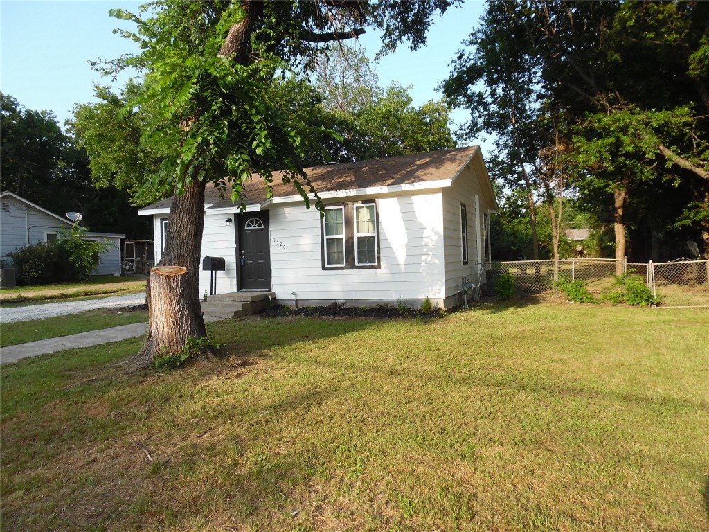 3520 Eastridge Drive Haltom City TX 76117