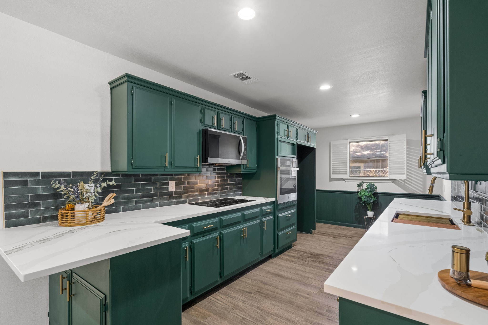 5605 Wales Avenue Fort Worth TX 76133