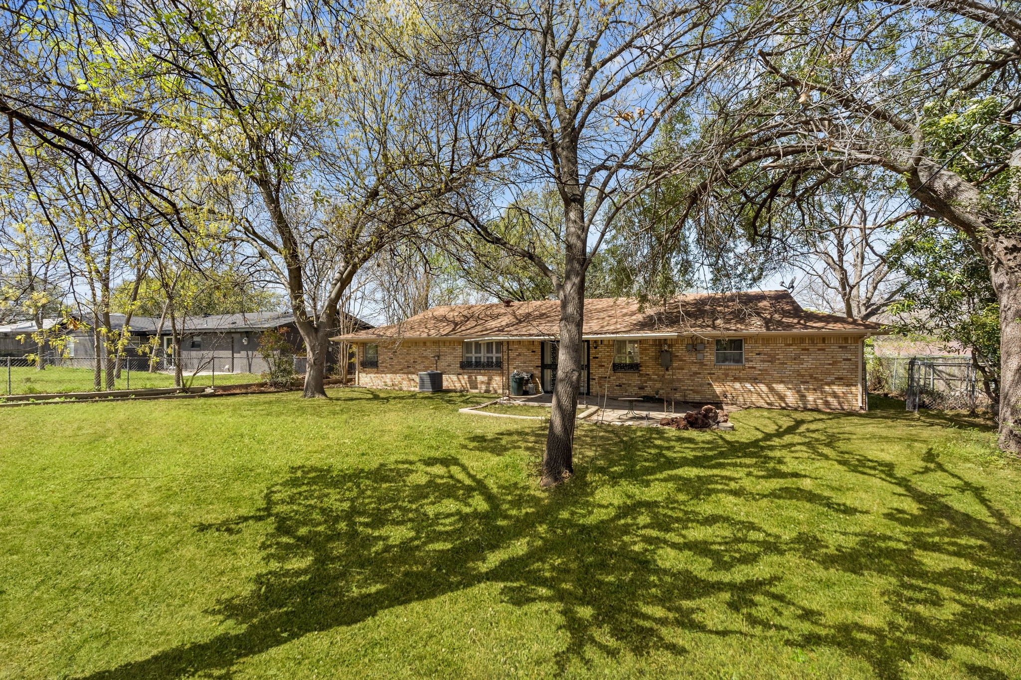 5605 Wales Avenue Fort Worth TX 76133