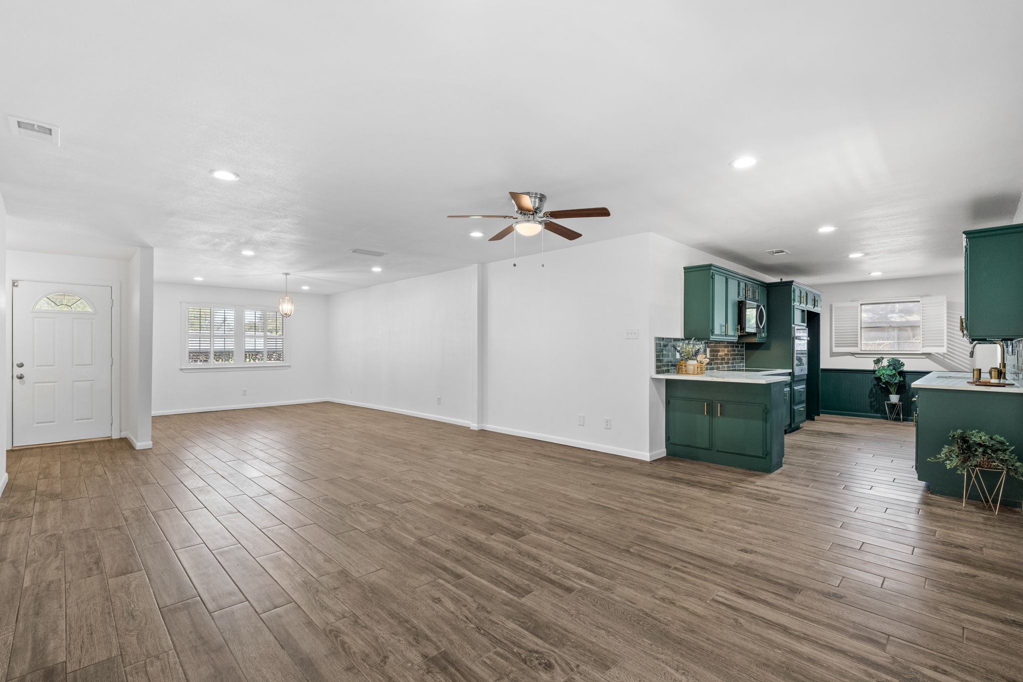 5605 Wales Avenue Fort Worth TX 76133