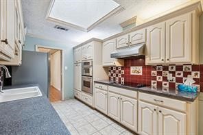 1702 Paisley Drive Arlington TX 76015