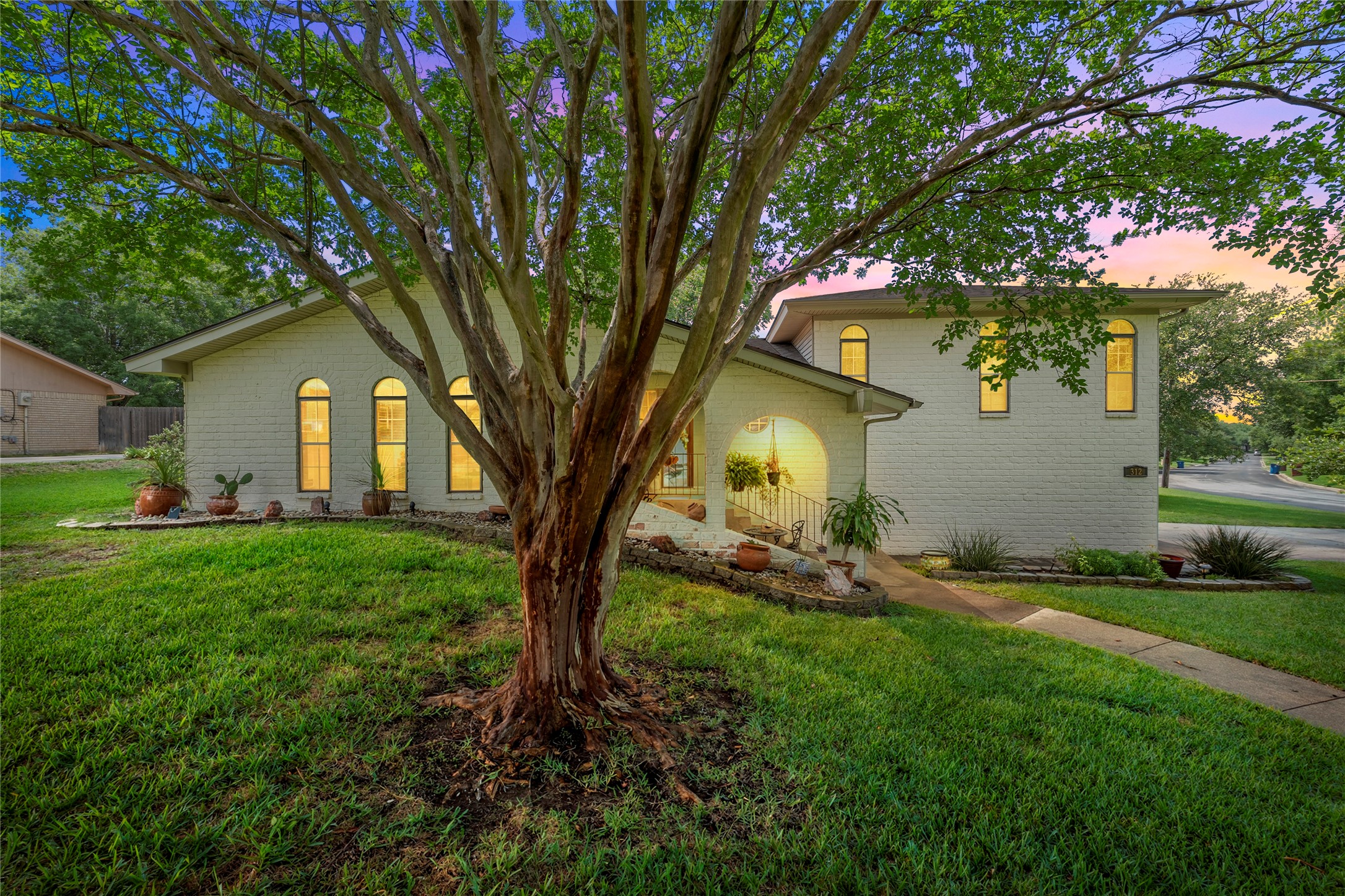 312 Opal Street Hewitt TX 76643