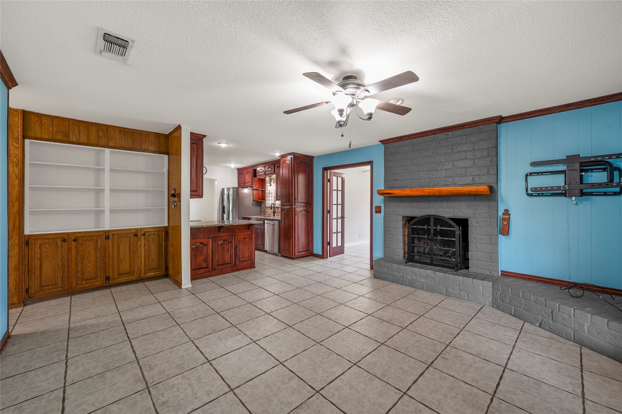 312 Opal Street Hewitt TX 76643