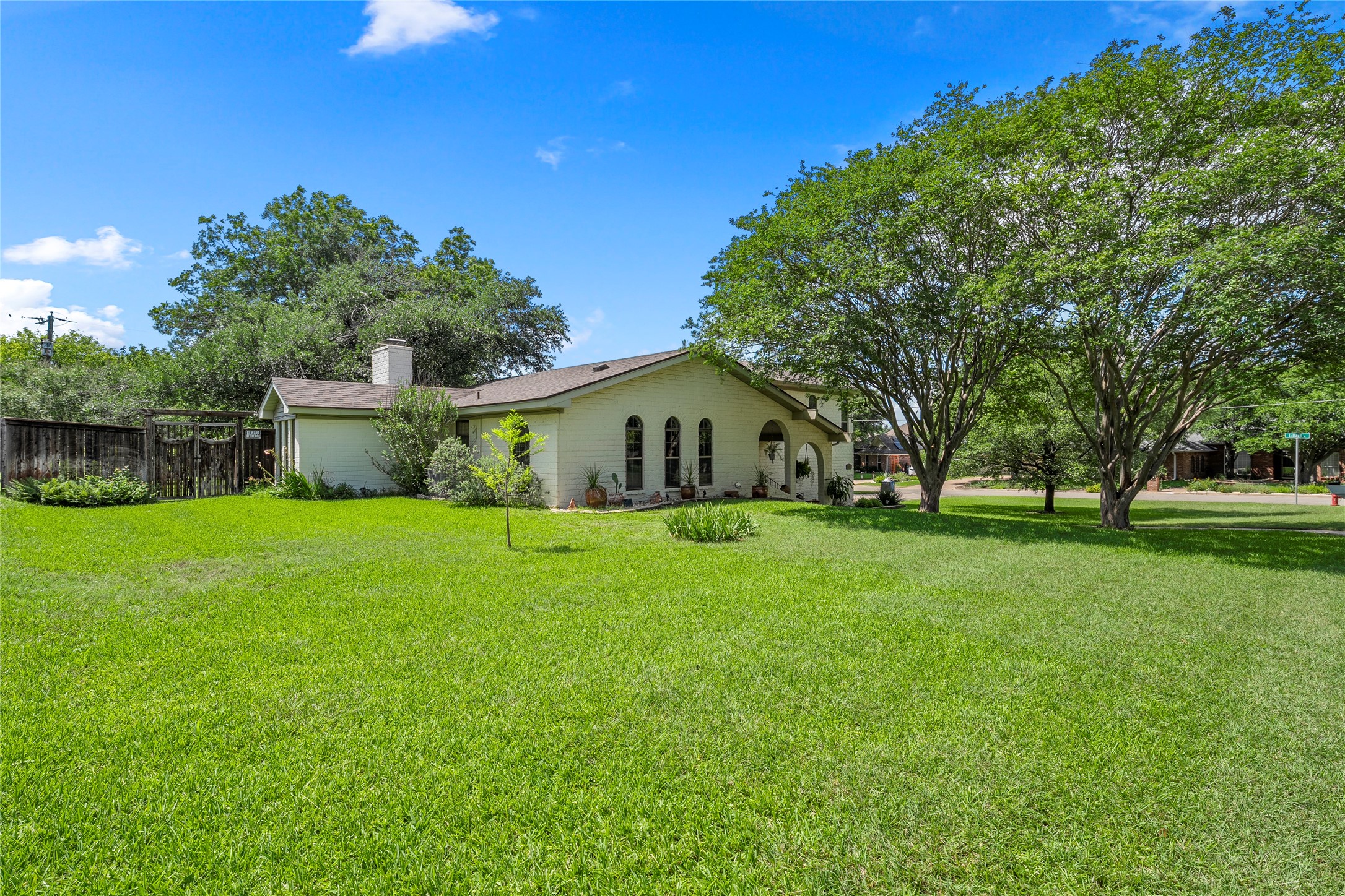312 Opal Street Hewitt TX 76643