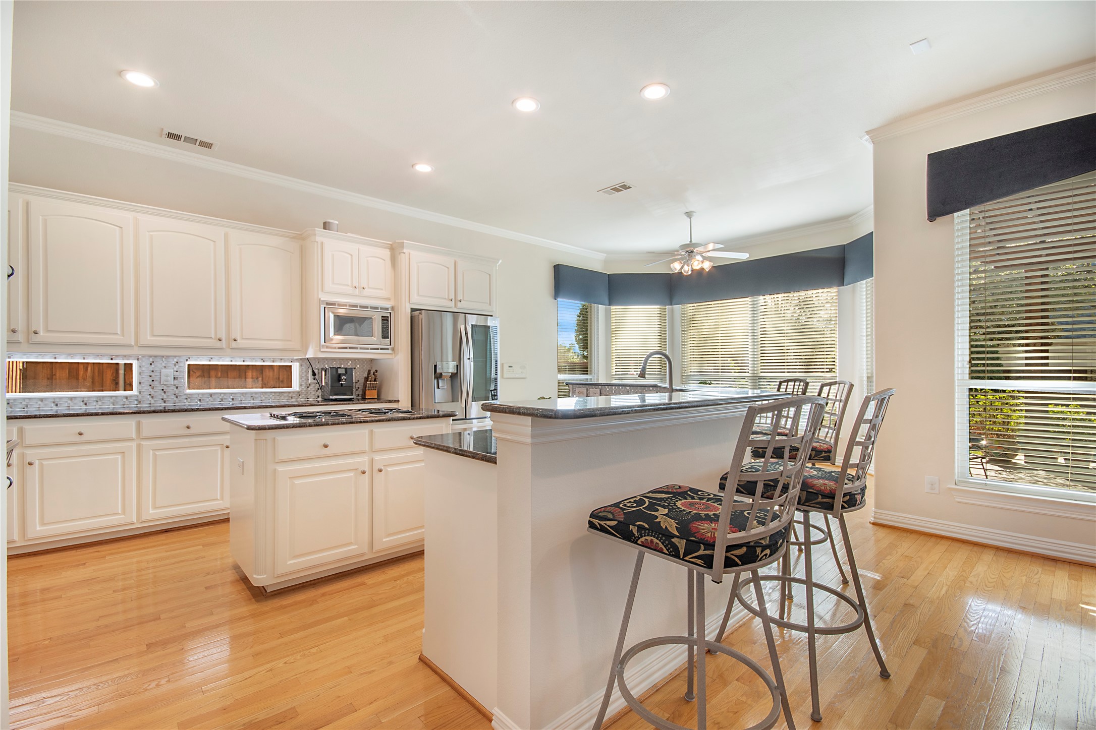 2327 Clearspring Drive N Irving TX 75063