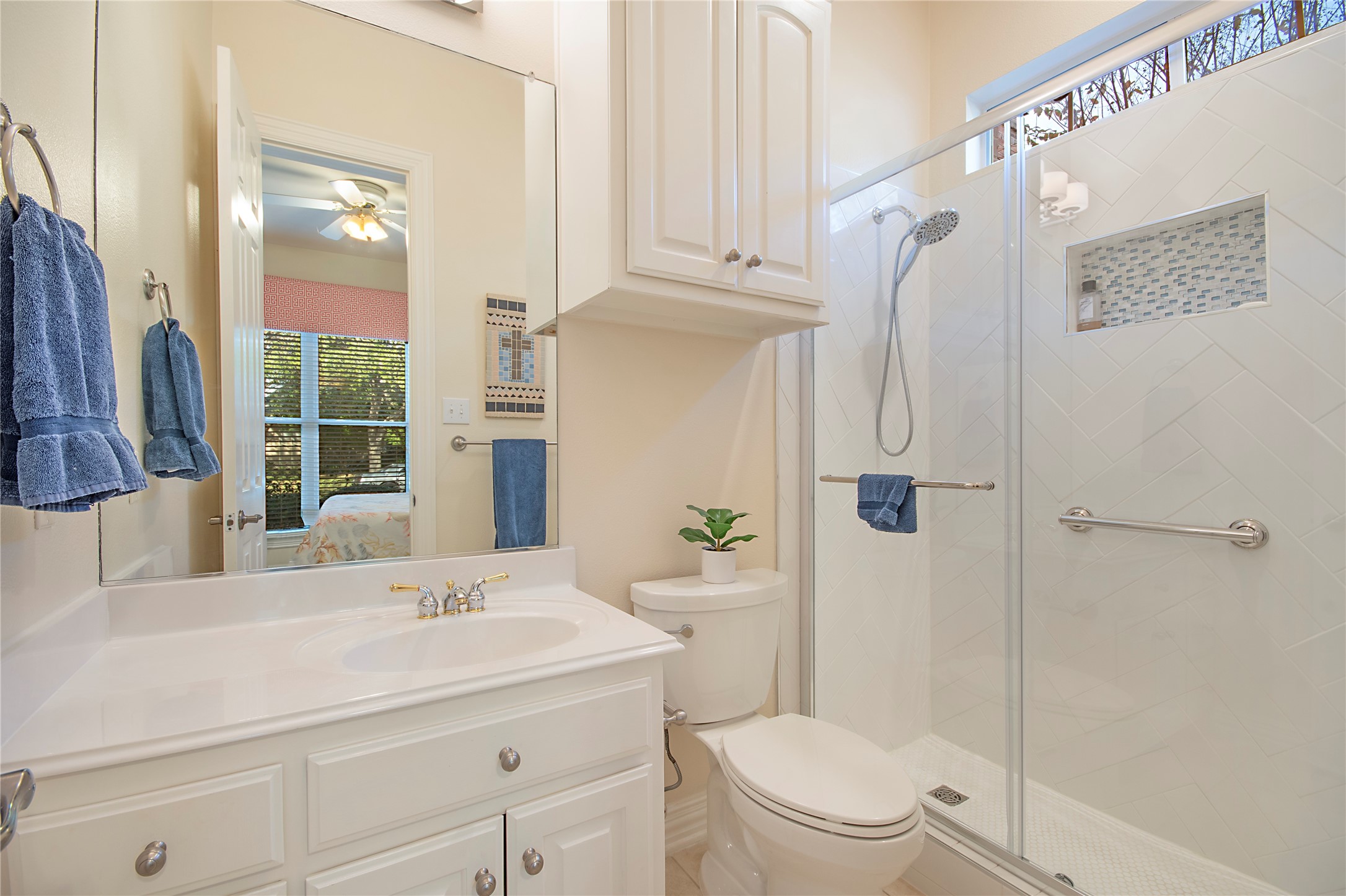 2327 Clearspring Drive N Irving TX 75063