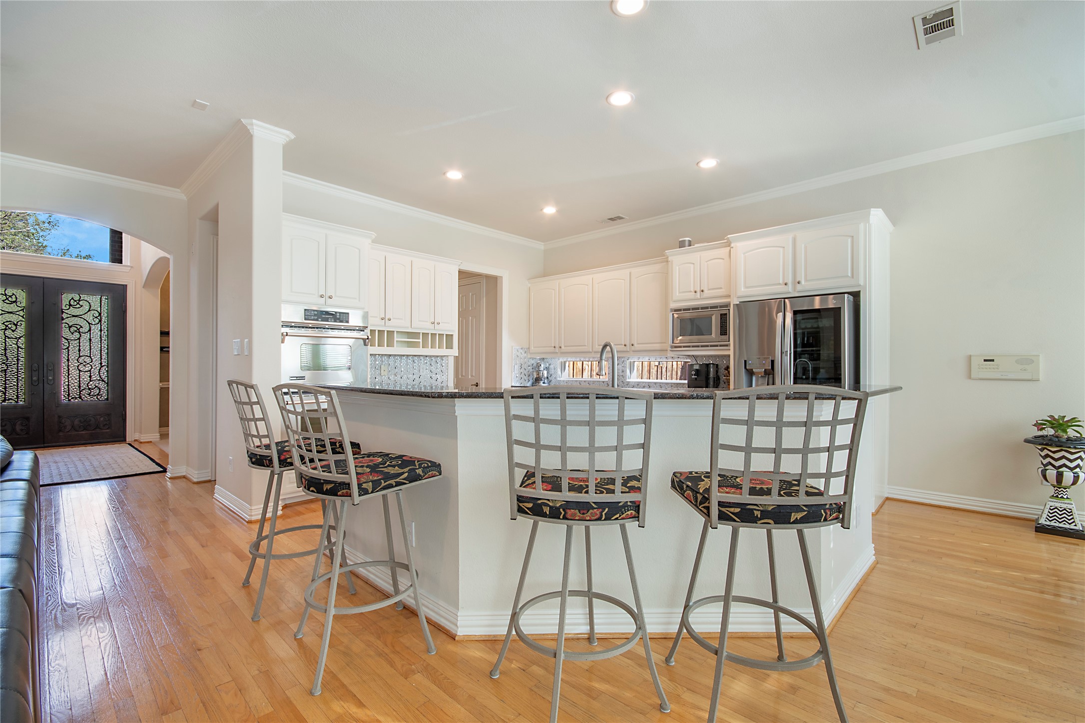 2327 Clearspring Drive N Irving TX 75063