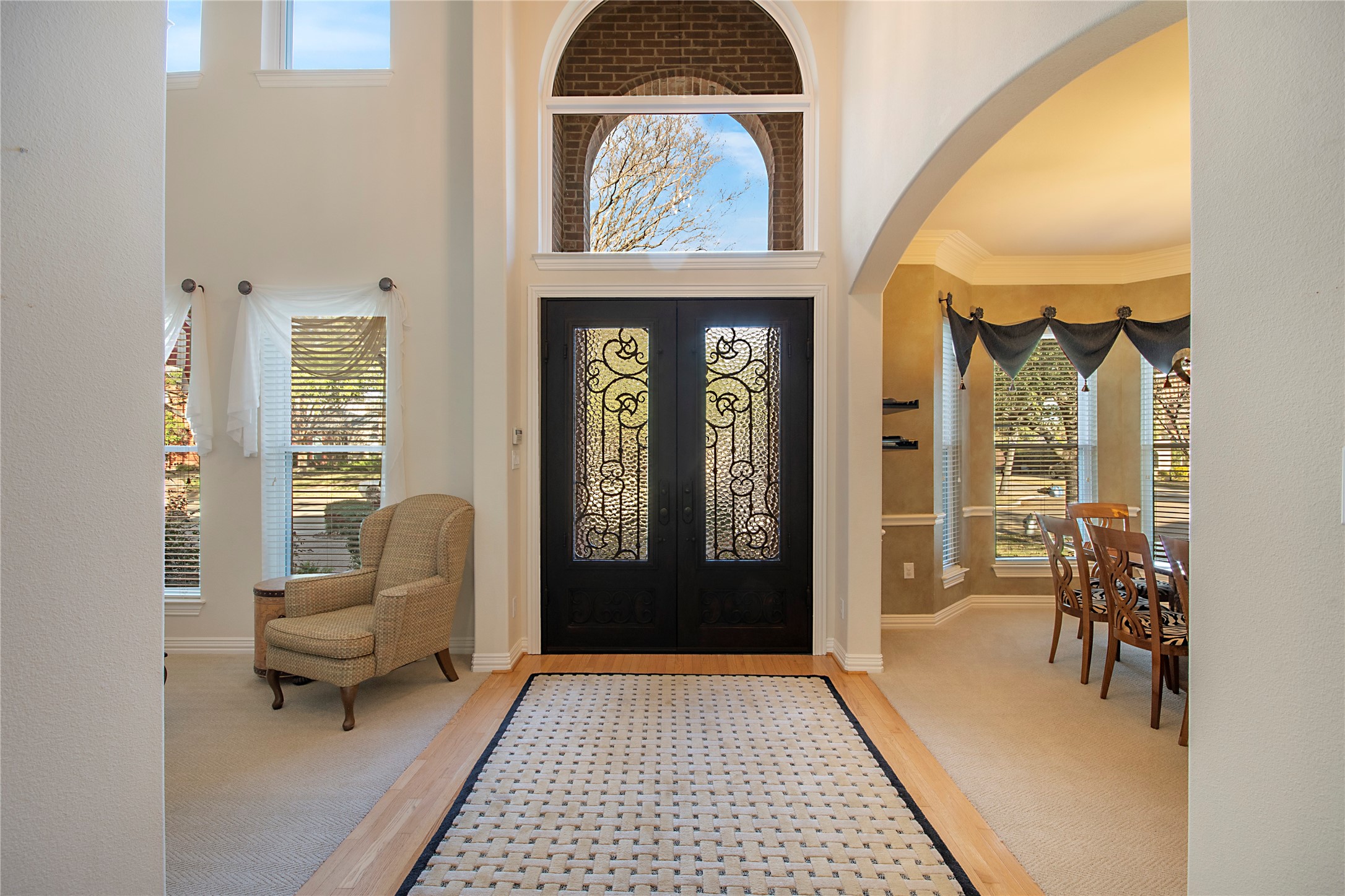 2327 Clearspring Drive N Irving TX 75063