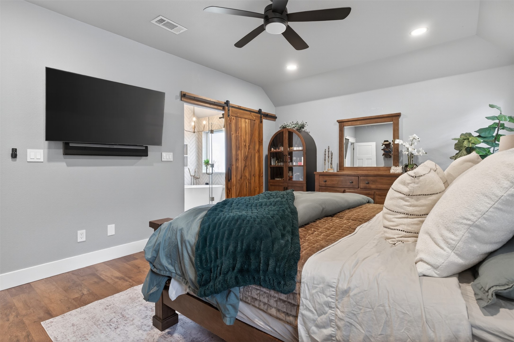 1428 Brownford Drive Fort Worth TX 76028